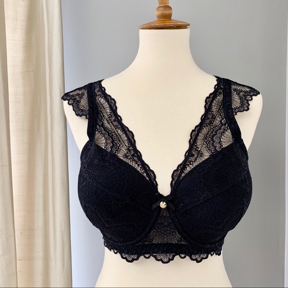 Essential Bodywear Other - Essential Bodywear Sofia black lace Bralette